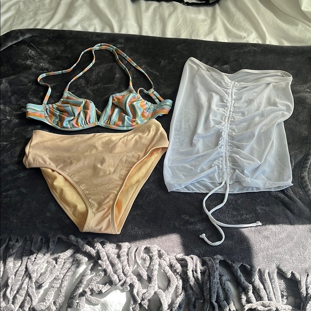 Striped Bikini Set underwire highwaisted cheeky White Cover-Up S/M glam retro